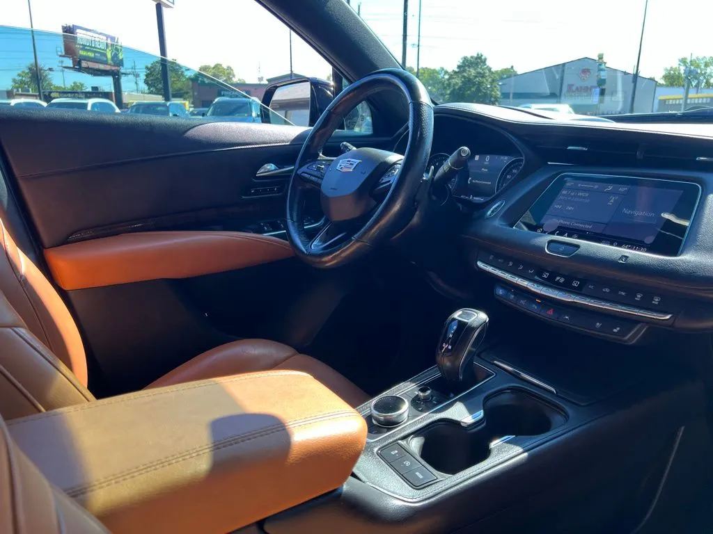 2019 Cadillac XT4 Sport photo 9