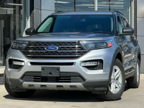 Silver 2023 Ford Explorer XLT for sale in Indianapolis, IN