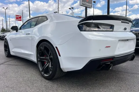 More photos of 2018 Chevrolet Camaro SS at AutoGiant USA Indianapolis, IN