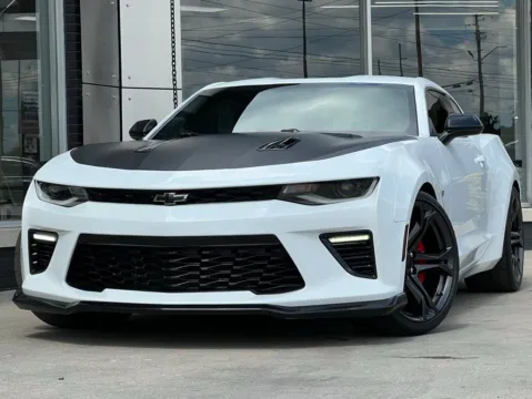 White 2018 Chevrolet Camaro SS for sale in Indianapolis, IN
