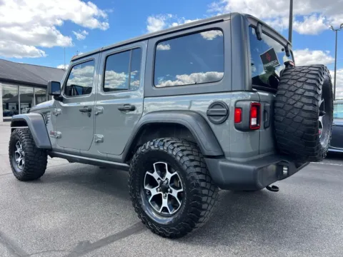 More photos of 2022 Jeep Wrangler Unlimited Rubicon at AutoGiant USA Indianapolis, IN