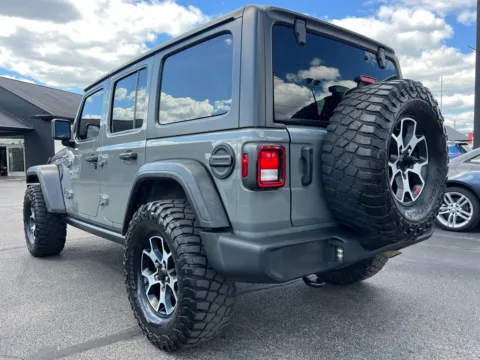 More photos of 2022 Jeep Wrangler Unlimited Rubicon at AutoGiant USA Indianapolis, IN