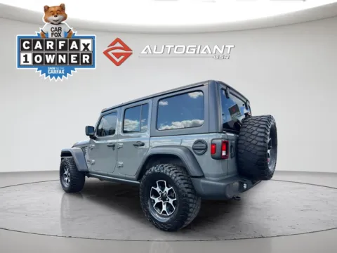More photos of 2022 Jeep Wrangler Unlimited Rubicon at AutoGiant USA Indianapolis, IN