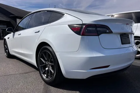 More photos of 2021 Tesla Model 3 Standard Range Plus at AutoGiant USA Indianapolis, IN