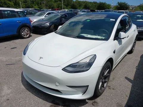White 2021 Tesla Model 3 Standard Range Plus for sale in Indianapolis, IN