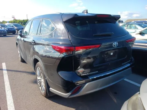 More photos of 2020 Toyota Highlander Platinum at AutoGiant USA Indianapolis, IN