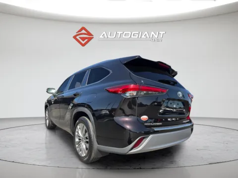 More photos of 2020 Toyota Highlander Platinum at AutoGiant USA Indianapolis, IN