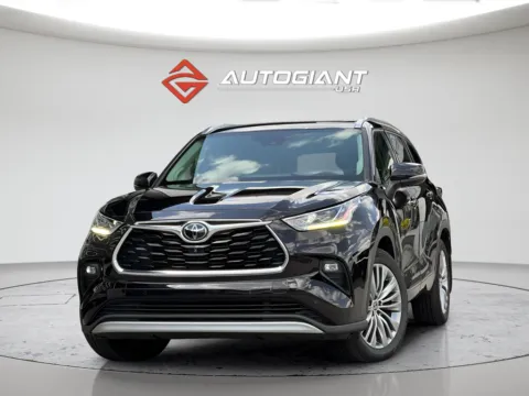 Blue 2020 Toyota Highlander Platinum for sale in Indianapolis, IN
