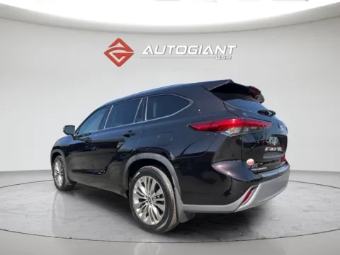 More photos of 2020 Toyota Highlander Platinum at AutoGiant USA Indianapolis, IN