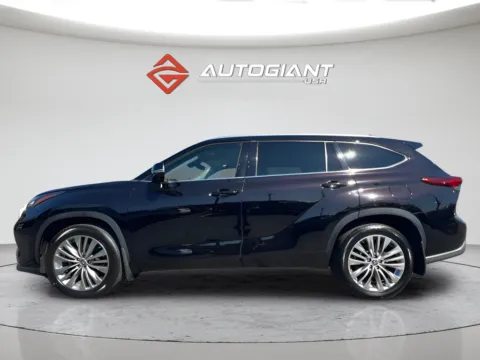 Another view of 2020 Toyota Highlander Platinum for sale in Indianapolis, IN at AutoGiant USA Indianapolis