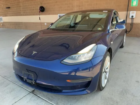 Blue 2018 Tesla Model 3 Long Range for sale in Indianapolis, IN