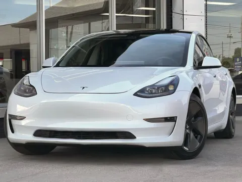 White 2021 Tesla Model 3 Standard Range Plus for sale in Indianapolis, IN