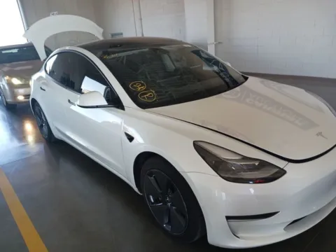 Photos of 2021 Tesla Model 3 Standard Range Plus for sale in Indianapolis, IN at AutoGiant USA Indianapolis