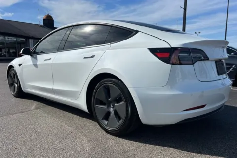 More photos of 2021 Tesla Model 3 Standard Range Plus at AutoGiant USA Indianapolis, IN