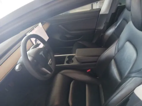 More photos of 2021 Tesla Model 3 Standard Range Plus at AutoGiant USA Indianapolis, IN