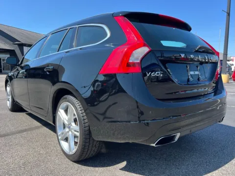 More photos of 2016 Volvo V60 T5 Premier at AutoGiant USA Indianapolis, IN
