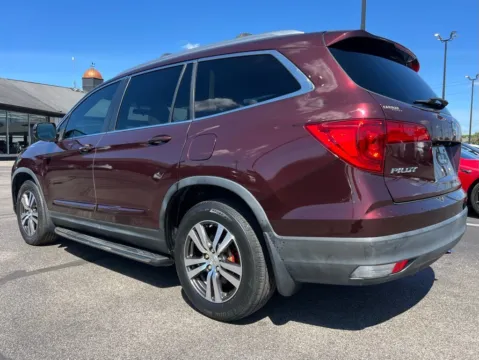 More photos of 2016 Honda Pilot EX at AutoGiant USA Indianapolis, IN