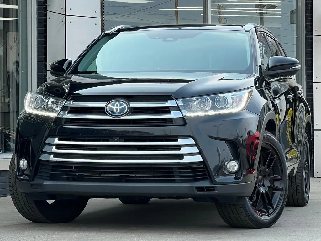 2017 Toyota Highlander Hybrid Limited Platinum for sale in Indianapolis, IN