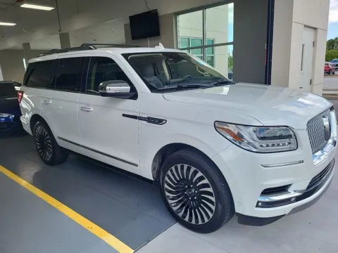 More photos of 2020 Lincoln Navigator Black Label at AutoGiant USA Indianapolis, IN