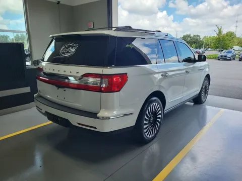 Another view of 2020 Lincoln Navigator Black Label for sale in Indianapolis, IN at AutoGiant USA Indianapolis