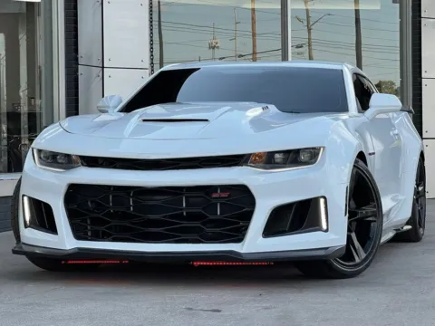 White 2016 Chevrolet Camaro SS for sale in Indianapolis, IN