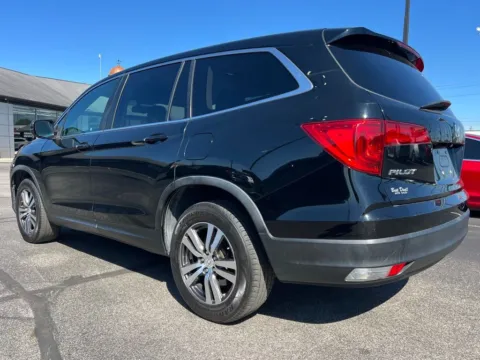 More photos of 2016 Honda Pilot EX-L at AutoGiant USA Indianapolis, IN
