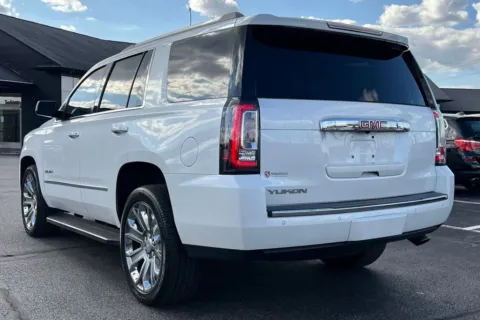 More photos of 2016 GMC Yukon Denali at AutoGiant USA Indianapolis, IN