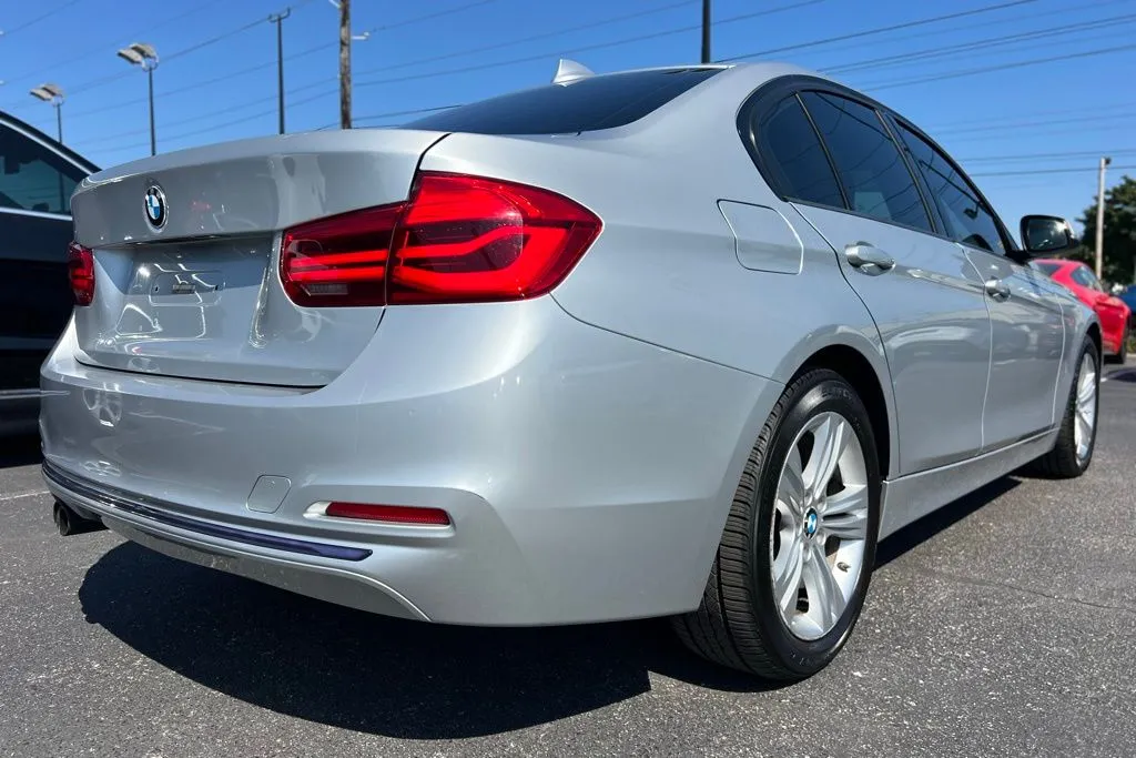 2016 Bmw 328i xDrive SA SULEV-PZEV photo 3