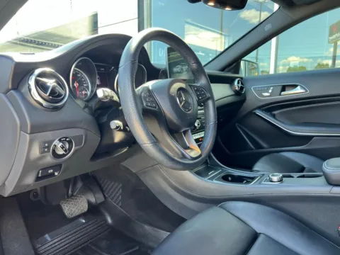 Photos of 2020 Mercedes-Benz GLA 250 for sale in Indianapolis, IN at AutoGiant USA Indianapolis