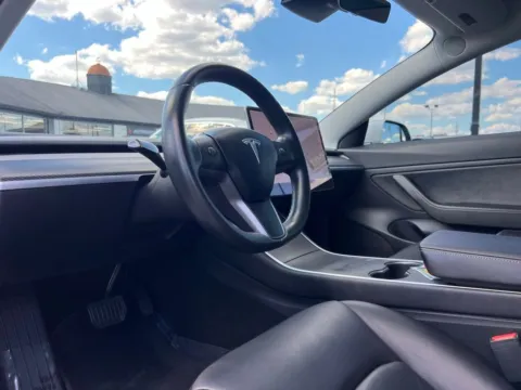 Photos of 2019 Tesla Model 3 Long Range for sale in Indianapolis, IN at AutoGiant USA Indianapolis
