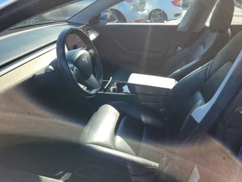 More photos of 2018 Tesla Model 3 Long Range at AutoGiant USA Indianapolis, IN