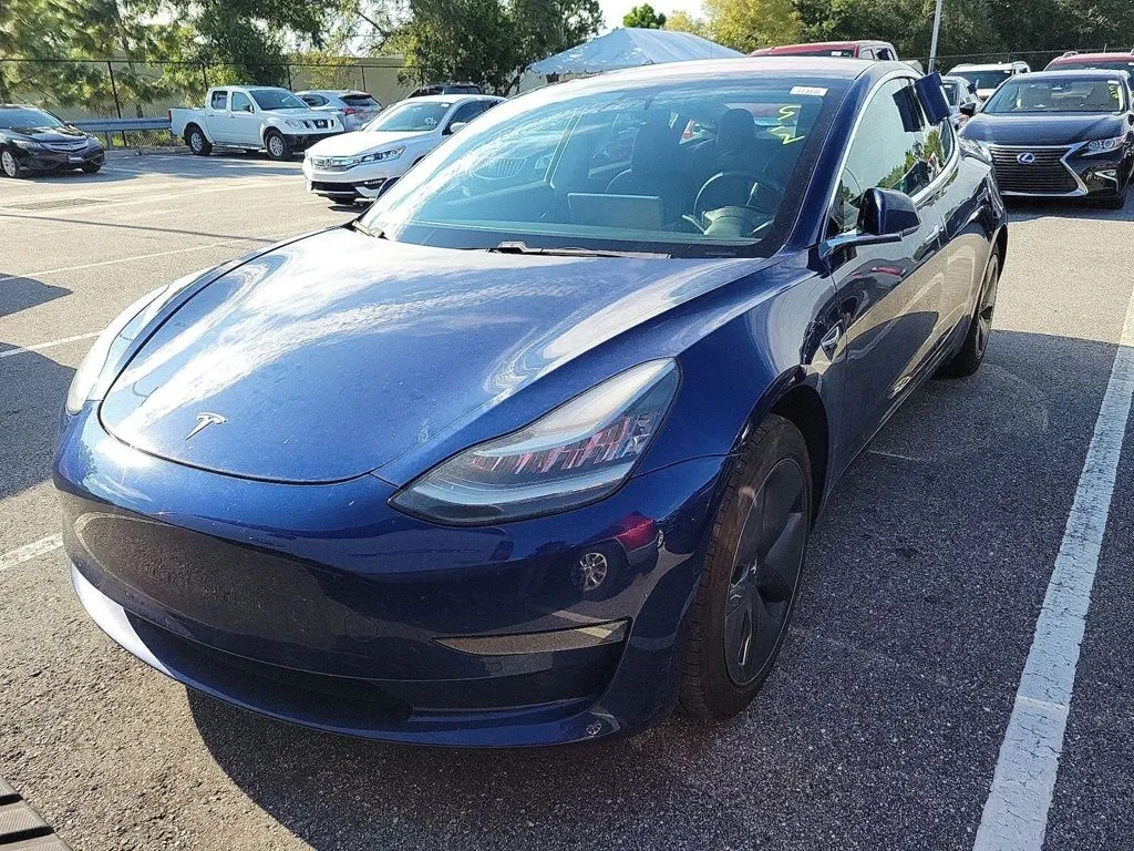 Blue 2018 Tesla Model 3 Long Range for sale in Indianapolis, IN