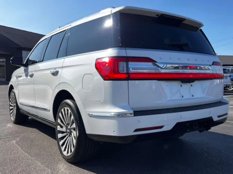 More photos of 2020 Lincoln Navigator Reserve at AutoGiant USA Indianapolis, IN