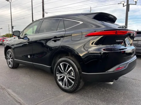 More photos of 2021 Toyota Venza LE at AutoGiant USA Indianapolis, IN