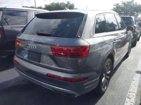 Another view of 2017 Audi Q7 2.0T Premium Plus for sale in Indianapolis, IN at AutoGiant USA Indianapolis