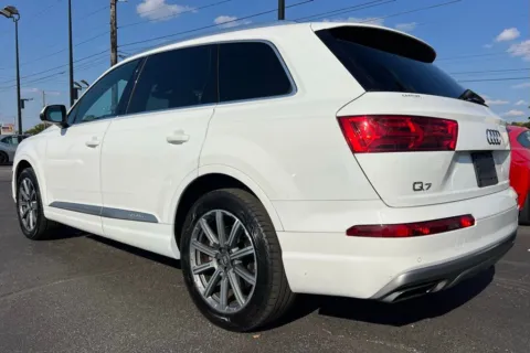 More photos of 2019 Audi Q7 45 Premium Plus at AutoGiant USA Indianapolis, IN