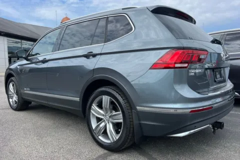 More photos of 2019 Volkswagen Tiguan 2.0T SEL Premium at AutoGiant USA Indianapolis, IN