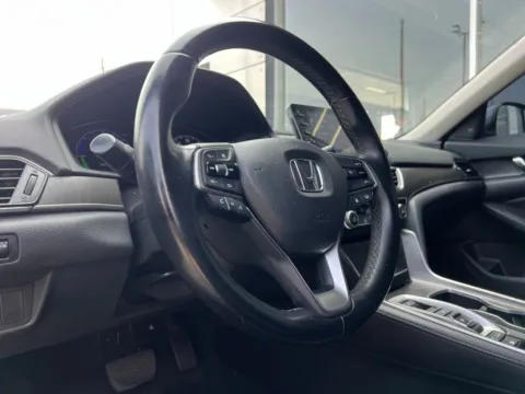 Photos of 2021 Honda Accord Hybrid EX-L for sale in Indianapolis, IN at AutoGiant USA Indianapolis
