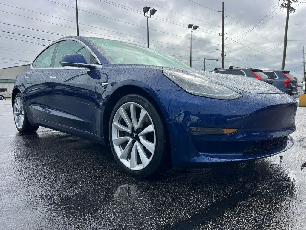 2018 Tesla Model 3 Long Range photo 4