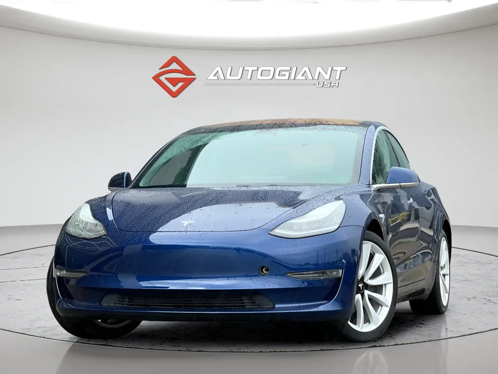 Blue 2018 Tesla Model 3 Long Range for sale in Indianapolis, IN