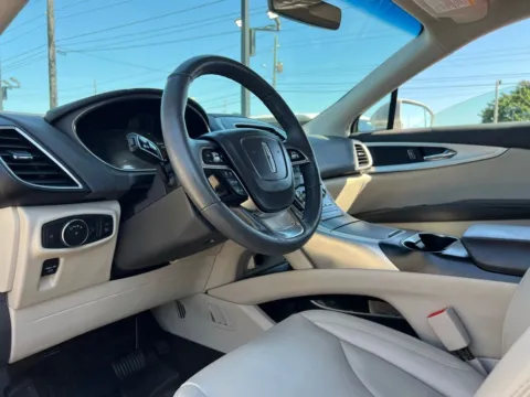 Photos of 2019 Lincoln Nautilus Standard for sale in Indianapolis, IN at AutoGiant USA Indianapolis