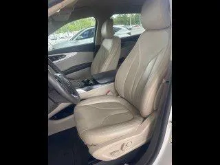More photos of 2019 Lincoln Nautilus Standard at AutoGiant USA Indianapolis, IN