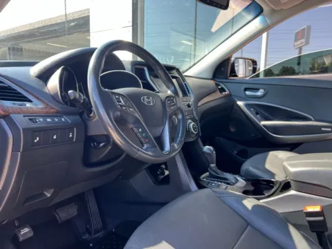Photos of 2018 Hyundai Santa Fe Sport 2.0T Ultimate for sale in Indianapolis, IN at AutoGiant USA Indianapolis