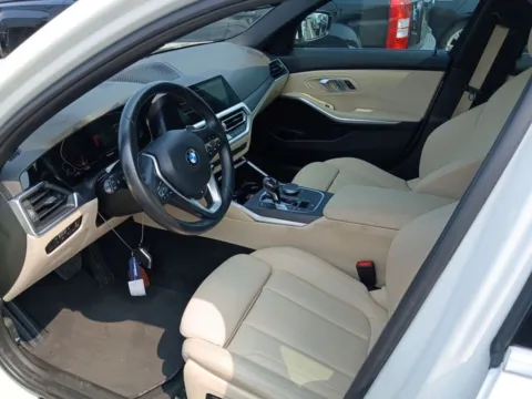 More photos of 2021 BMW 3 Series 330i xDrive at AutoGiant USA Indianapolis, IN