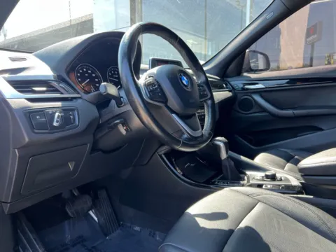 Photos of 2018 BMW X1 sDrive28i for sale in Indianapolis, IN at AutoGiant USA Indianapolis