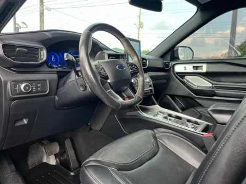 Photos of 2020 Ford Explorer ST for sale in Indianapolis, IN at AutoGiant USA Indianapolis