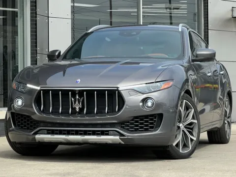 Gray 2018 Maserati Levante GranLusso for sale in Indianapolis, IN