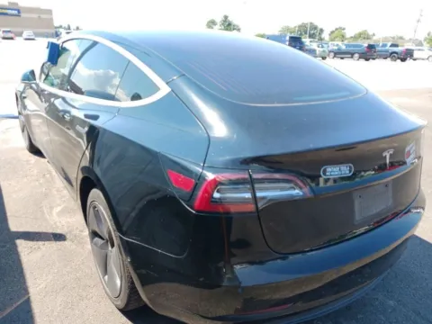 More photos of 2018 Tesla Model 3 Mid Range at AutoGiant USA Indianapolis, IN