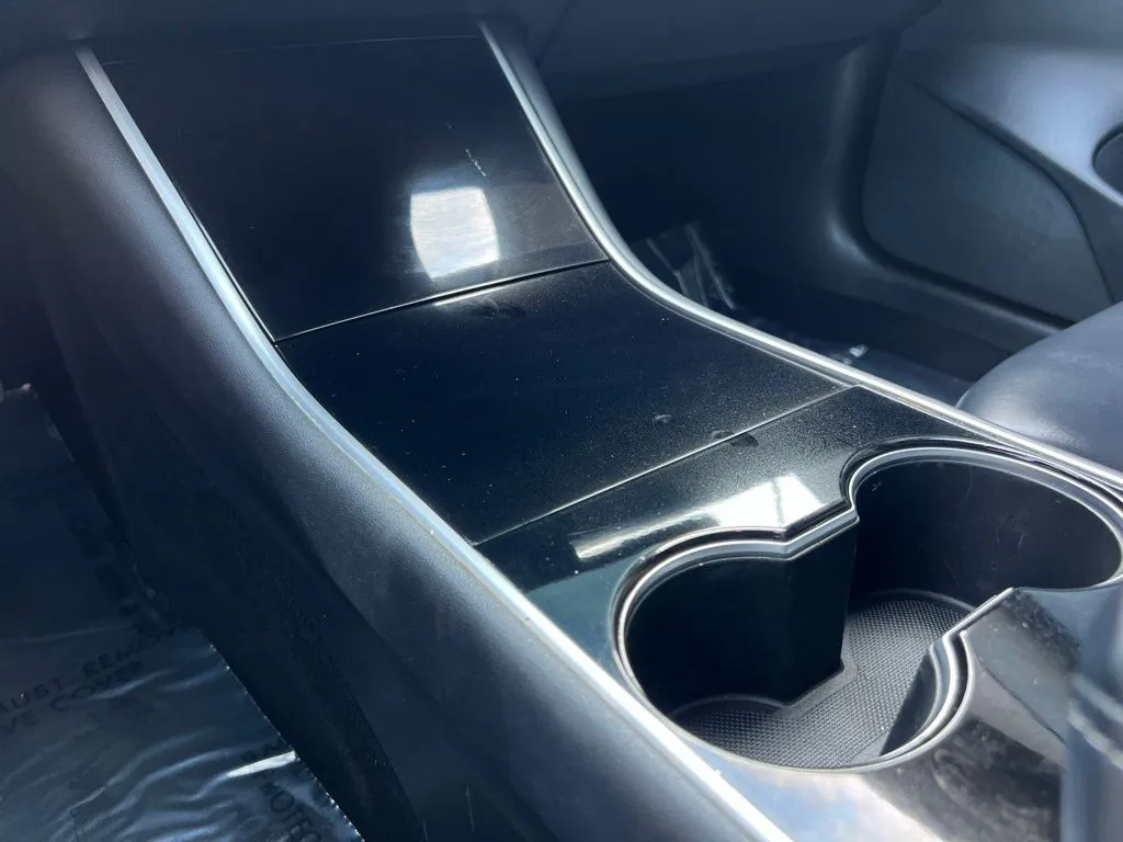 2018 Tesla Model 3 Mid Range photo 24