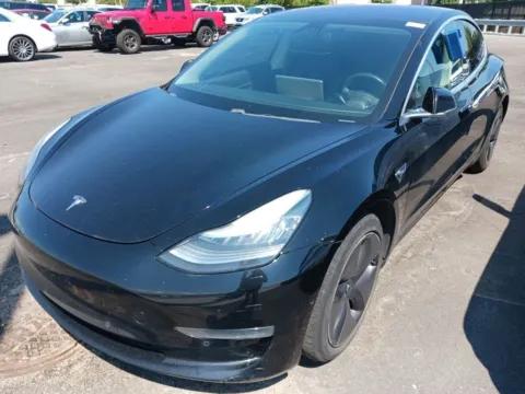 Black 2018 Tesla Model 3 Mid Range for sale in Indianapolis, IN
